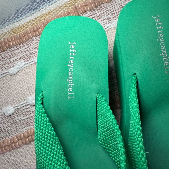 Jeffrey Campbell Vibrant Green Platform Sandals - Picture 8 of 11